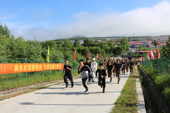 登山比賽 (1)